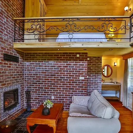 Lodge Tranquilla River *