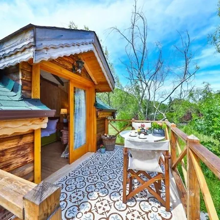 Tranquilla River (adults Only) Lodge
