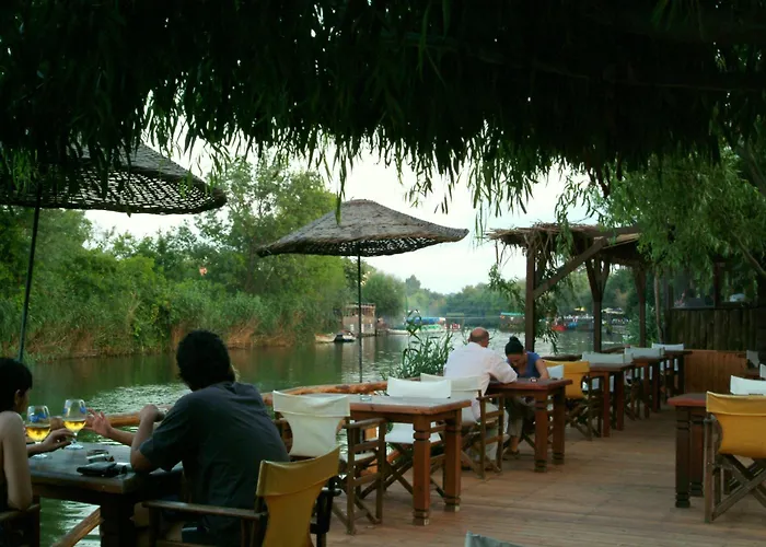 אכסניה Tranquilla River (adults Only) *